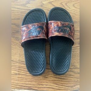 Womens NIKE Slip-on Sandals, Size 7